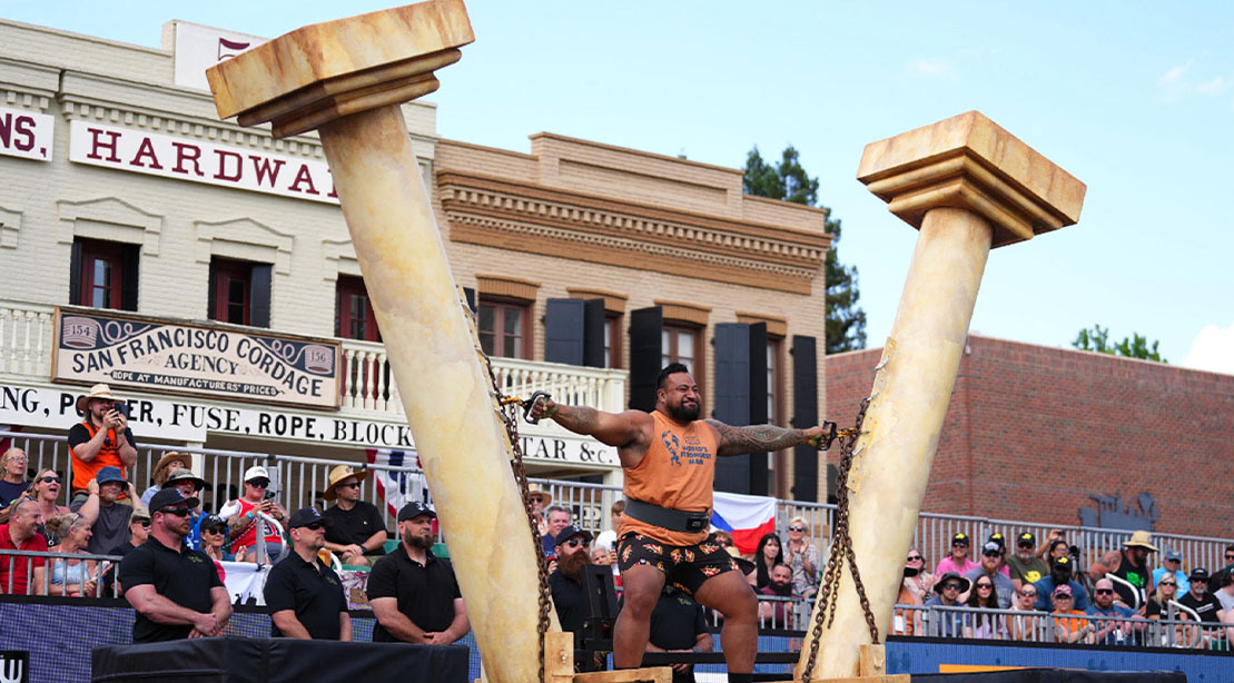 Eddie Williams Breaks Hercules Hold Record at the 2025 World’s Strongest Man