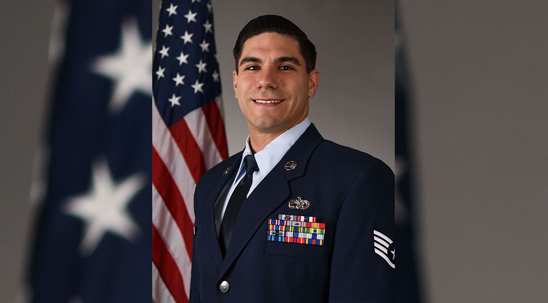 This Warfare Recruiter Stays Fit To Serve At All Times