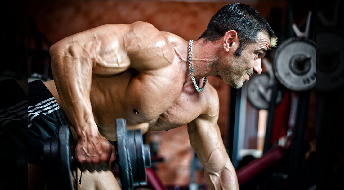 The 4-Week Dumbbell Only Training Program will Get You Shredded for Spring