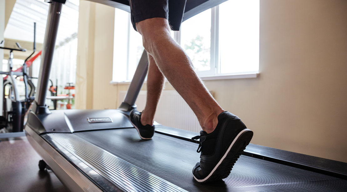 Crank the Incline and Torch Fat with This 15-Minute Treadmill Workout
